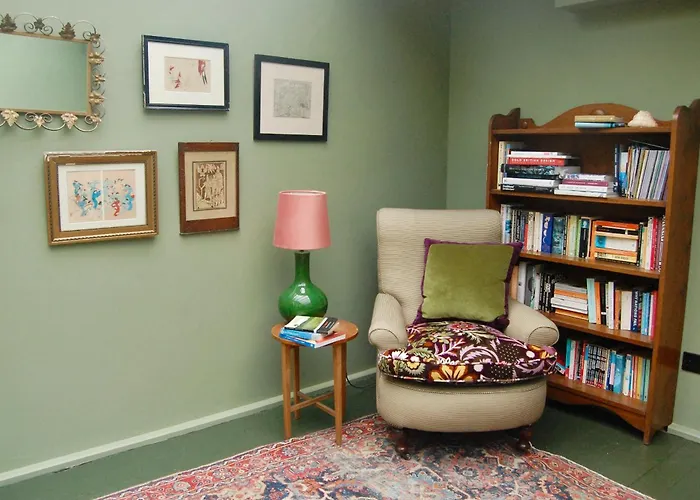 Little Cottage Shipton